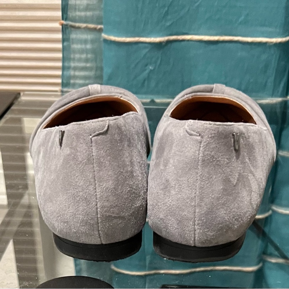 Vionic Gramercy Flats Size 9 - image 2